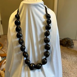 Elegant Black Beaded Necklace and bracelet